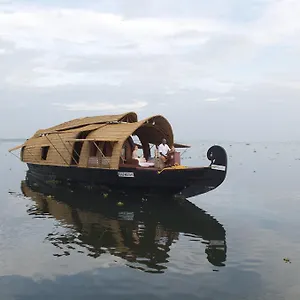 soma-house-boat.hotels-alappuzha.com/